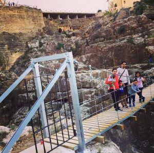 Pasarelas sobre la Presa romana en el río Aguasvivas en Almonacid de la Cuba